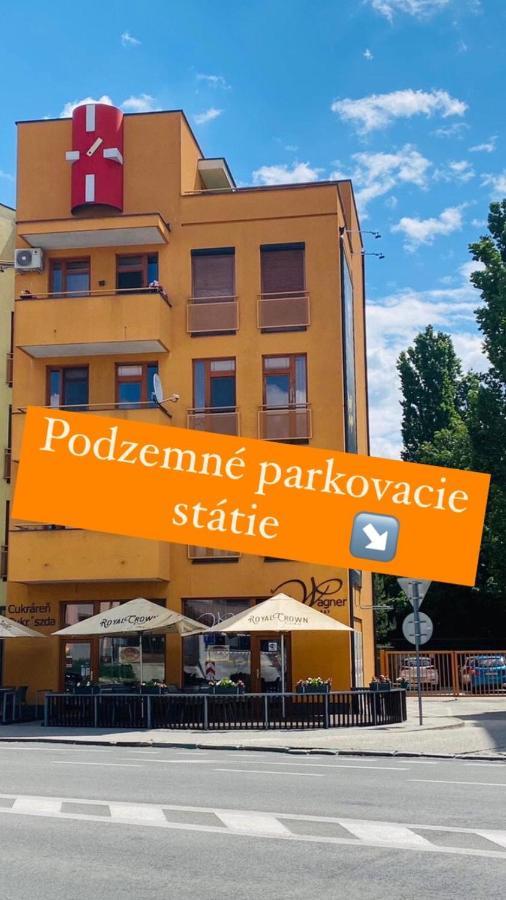 Apartment Gradus Dunajská Streda Zewnętrze zdjęcie